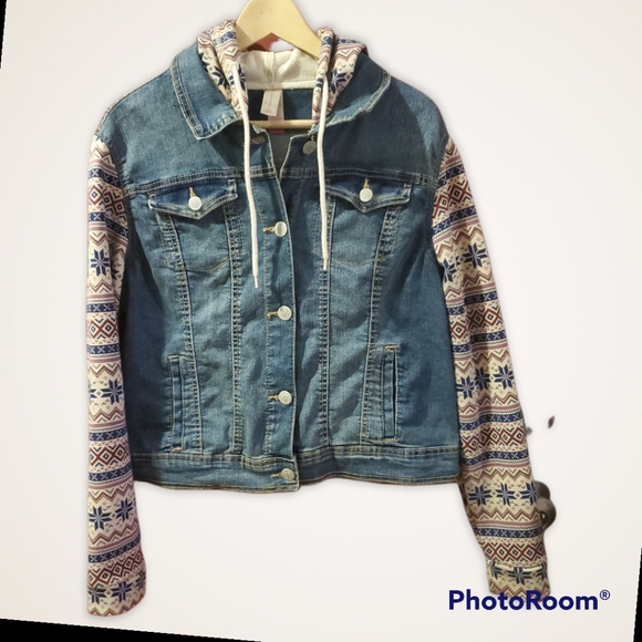 No Boundaries Jackets & Blazers - No Boundaries Junior's fair isle Jean jacket hoodie XL